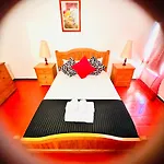 Point Da Oura Apartamento