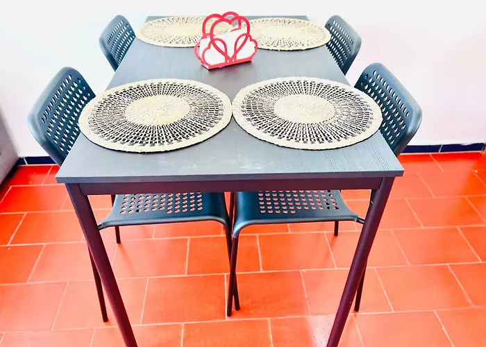 Point Da Oura Apartment *